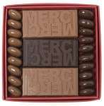 6 plaques Merci et drag&eacute;es chocolat&eacute;es
