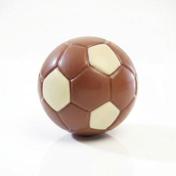 Ballon de football grand mod&egrave;le en chocolat au lait image 1