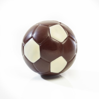 Ballon de football grand mod&egrave;le en chocolat noir image 1