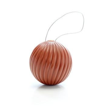 Boule de No&euml;l en chocolat au lait ou chocolat blanc image 3