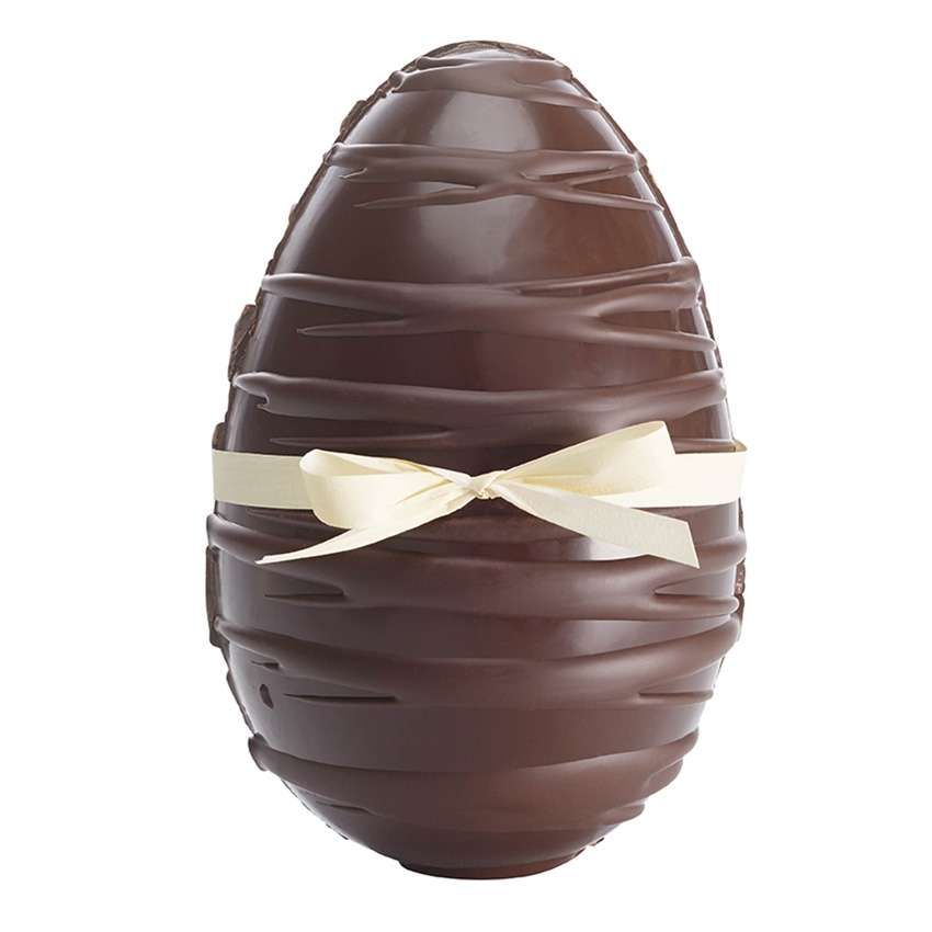 Delicieux œuf De Paques En Chocolat Noir